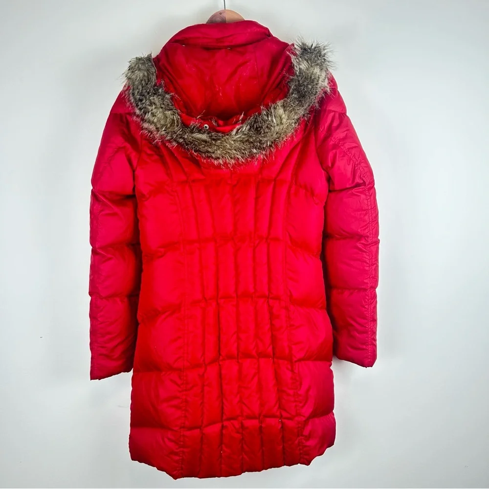 Eddie Bauer Women’s Red Down Puffer Coat with Faux Fur Hood sz MT Lightweight - Picture 3 of 12